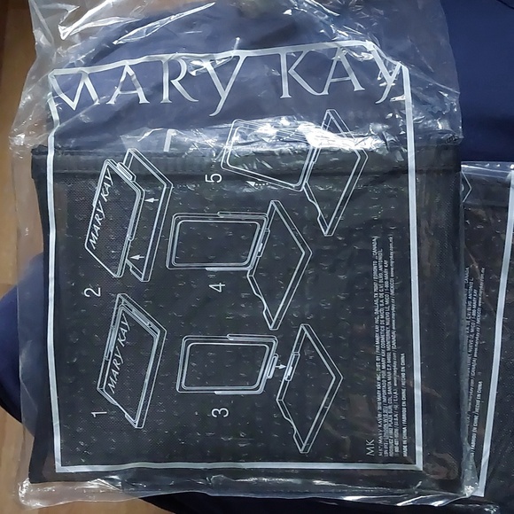 Marykay display tray w zip mesh bag - Picture 2 of 2
